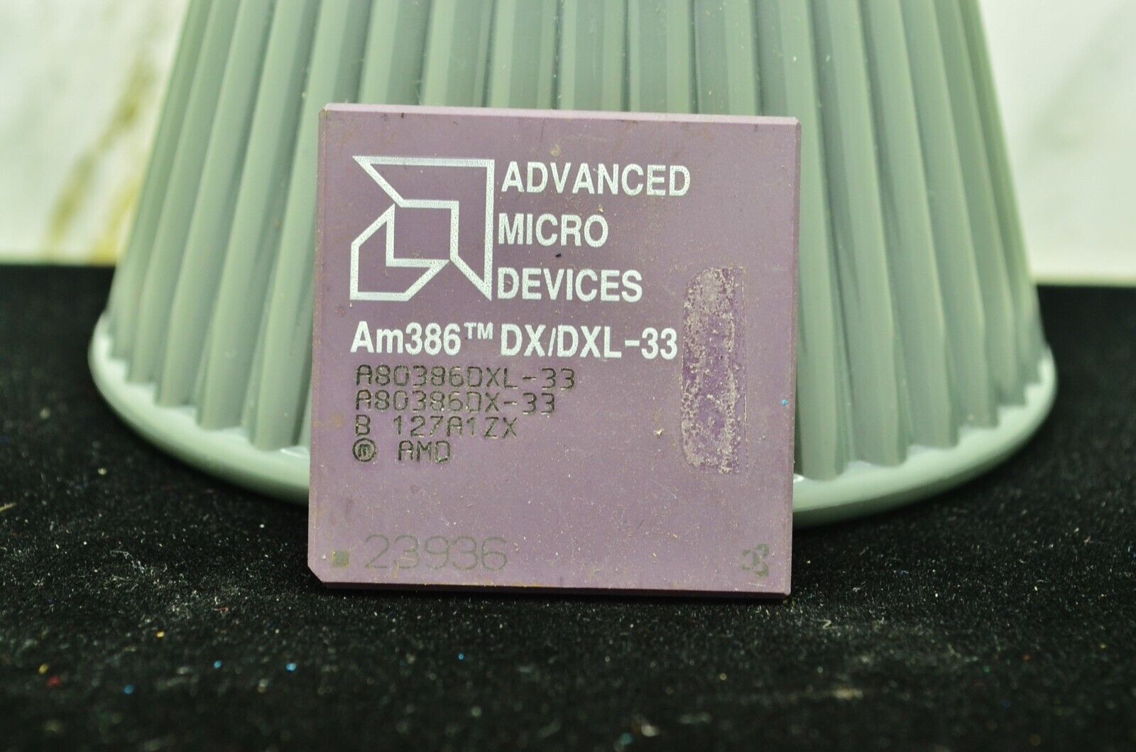 AMD AM386 DX/DXL-33 I/O CPU Computer Chip