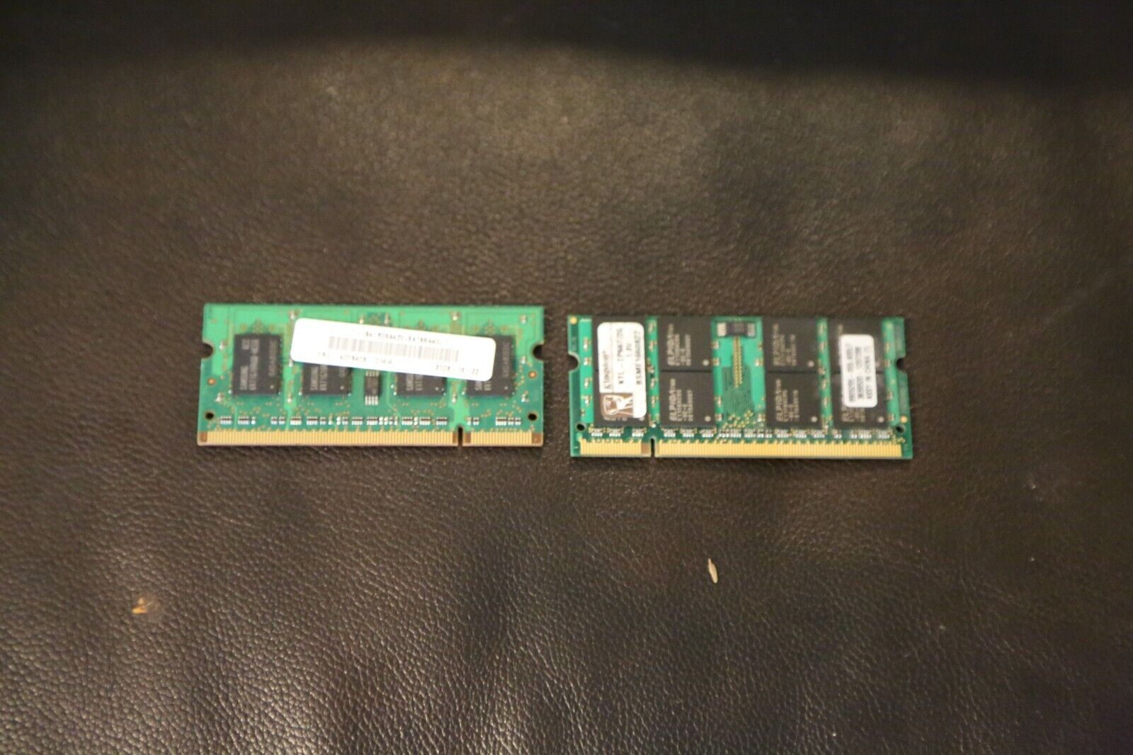 lot laptop memory 1 2g and 1 1gb