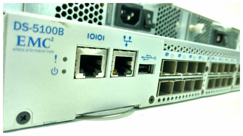 EMC Brocade DS-5100B Fibre Channel San Switch 40 ports Licensed PN: EM-5120-0000