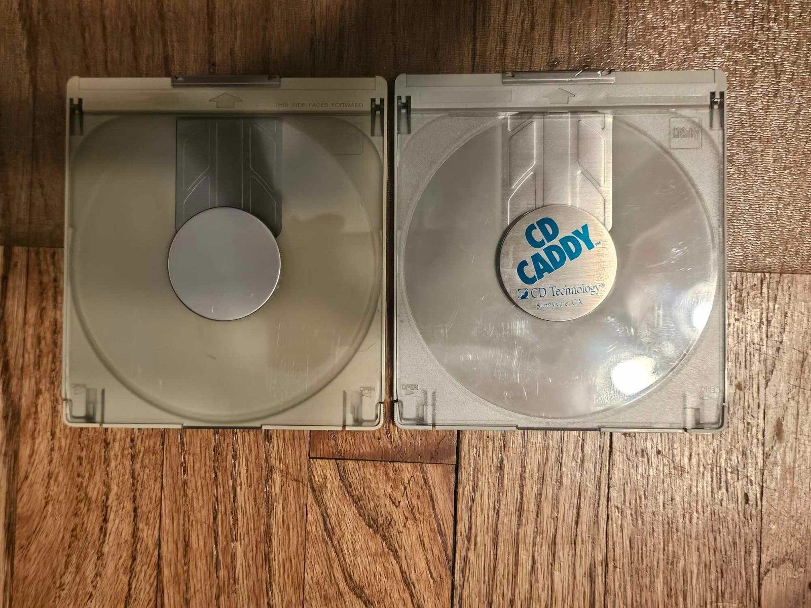 2X CD ROM Cartridge Drive Caddy Vintage Retro PC / Apple Holder Case Load Tray