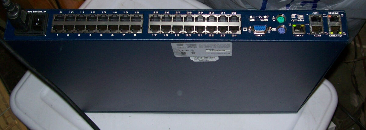 Cyclades 4 users 32-port KVM over IP switch Alterpath 3204 KVM/netPlus