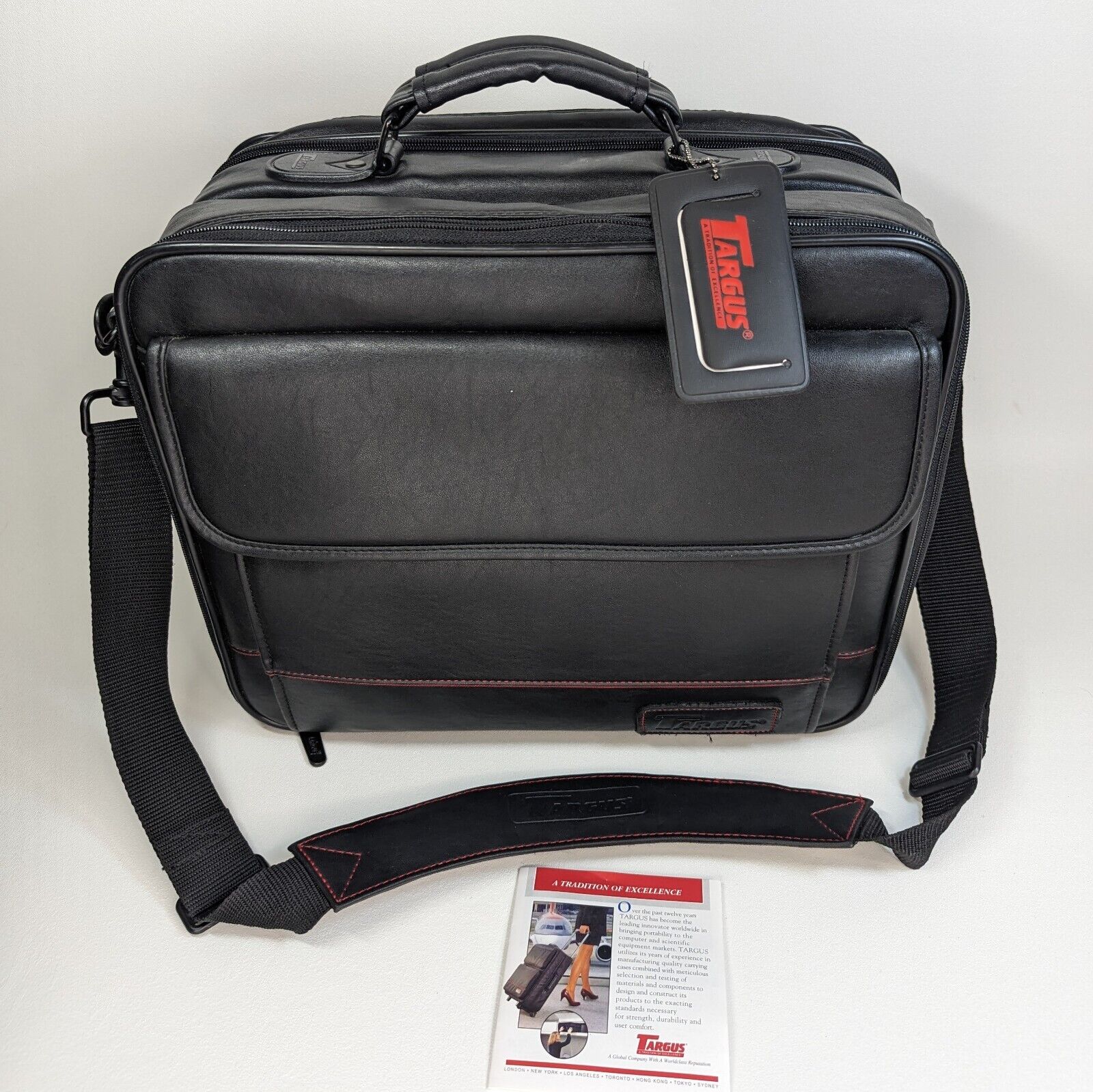 Vintage Targus Laptop Bag Case Large Leather Black Padded Shoulder Strap CUN 1 