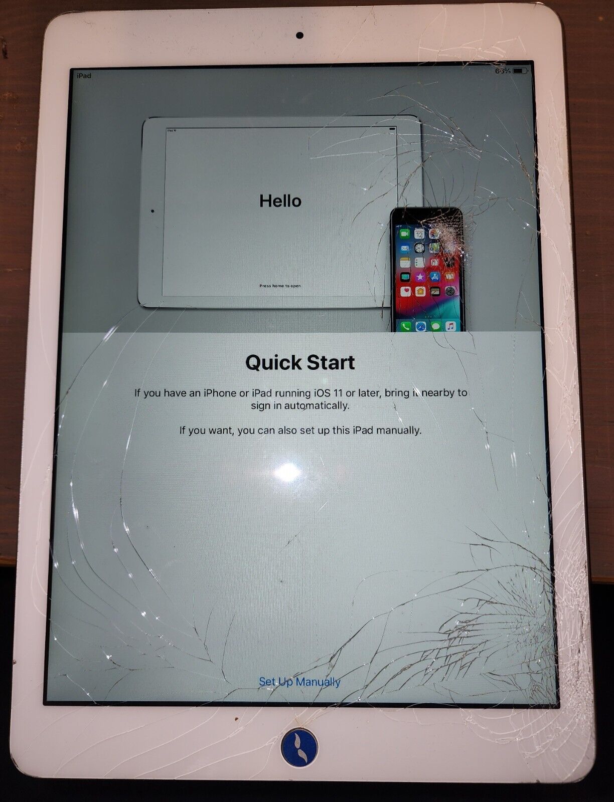 iPad Air - 16gb - 1st Gen (A1474) - WiFi - Cracked Screen/Fully Functional