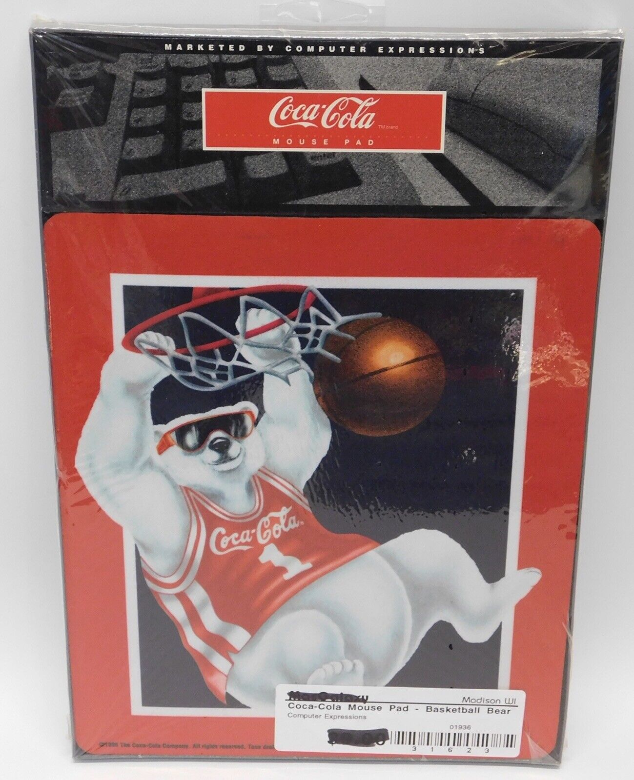 Vintage Mouse Pad: NIB - Coca-Cola - 1996 Basketball Bear