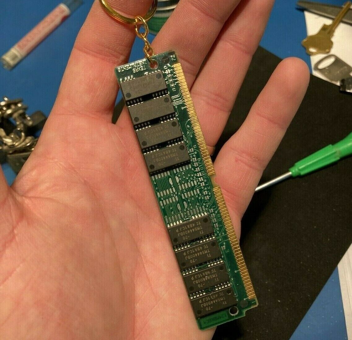 Vintage Computer Memory Keychain Gold 72-Pin SIMM RAM Mac PC Keyring