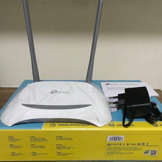 TP-LINK 5dBi Antennas 300 Mbps Wireless N Router TL-WR841N Multiple Languages 