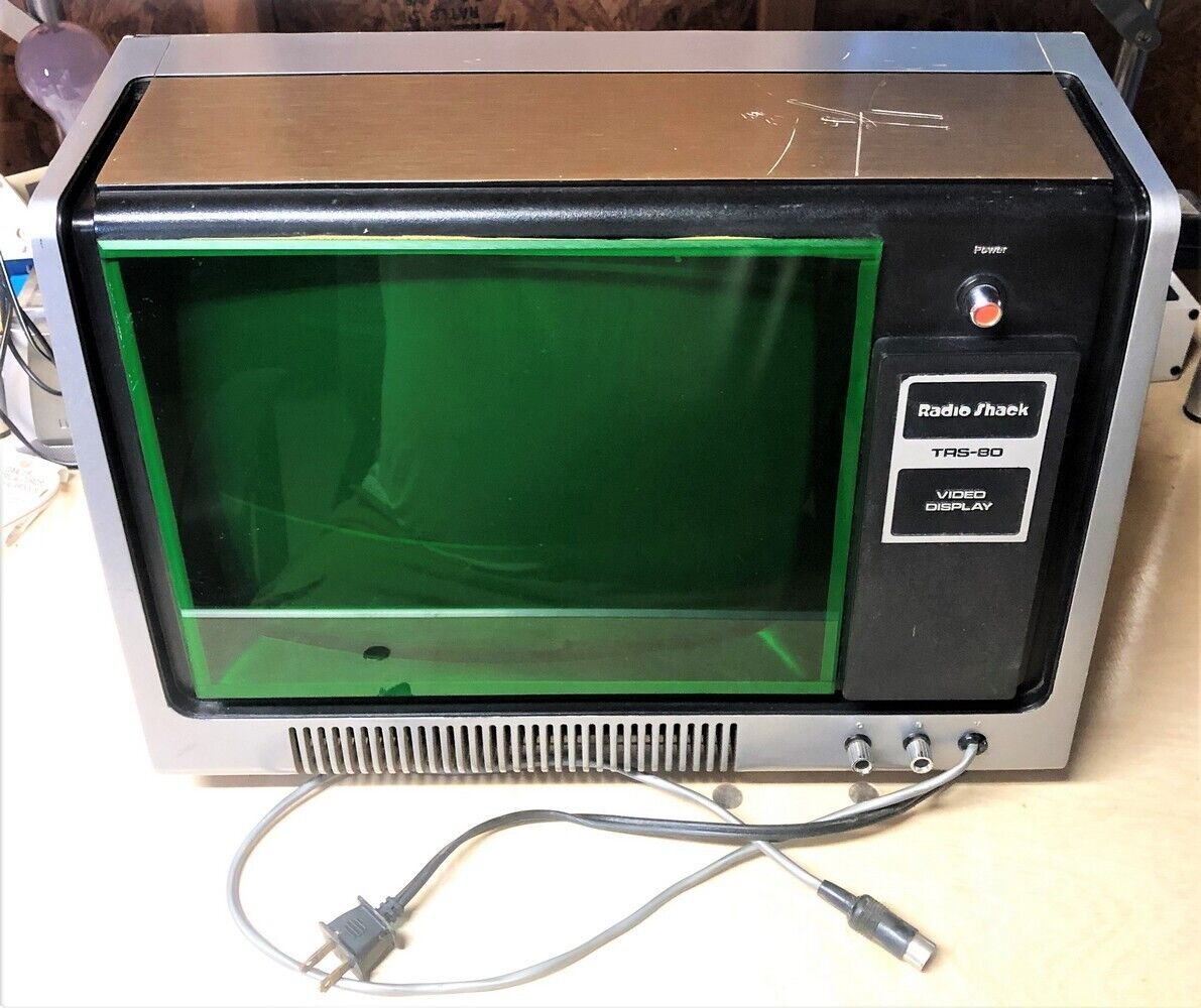 Radio Shack TRS-80 Video Display Monitor w/Green Overlay Powers On Ex Condition