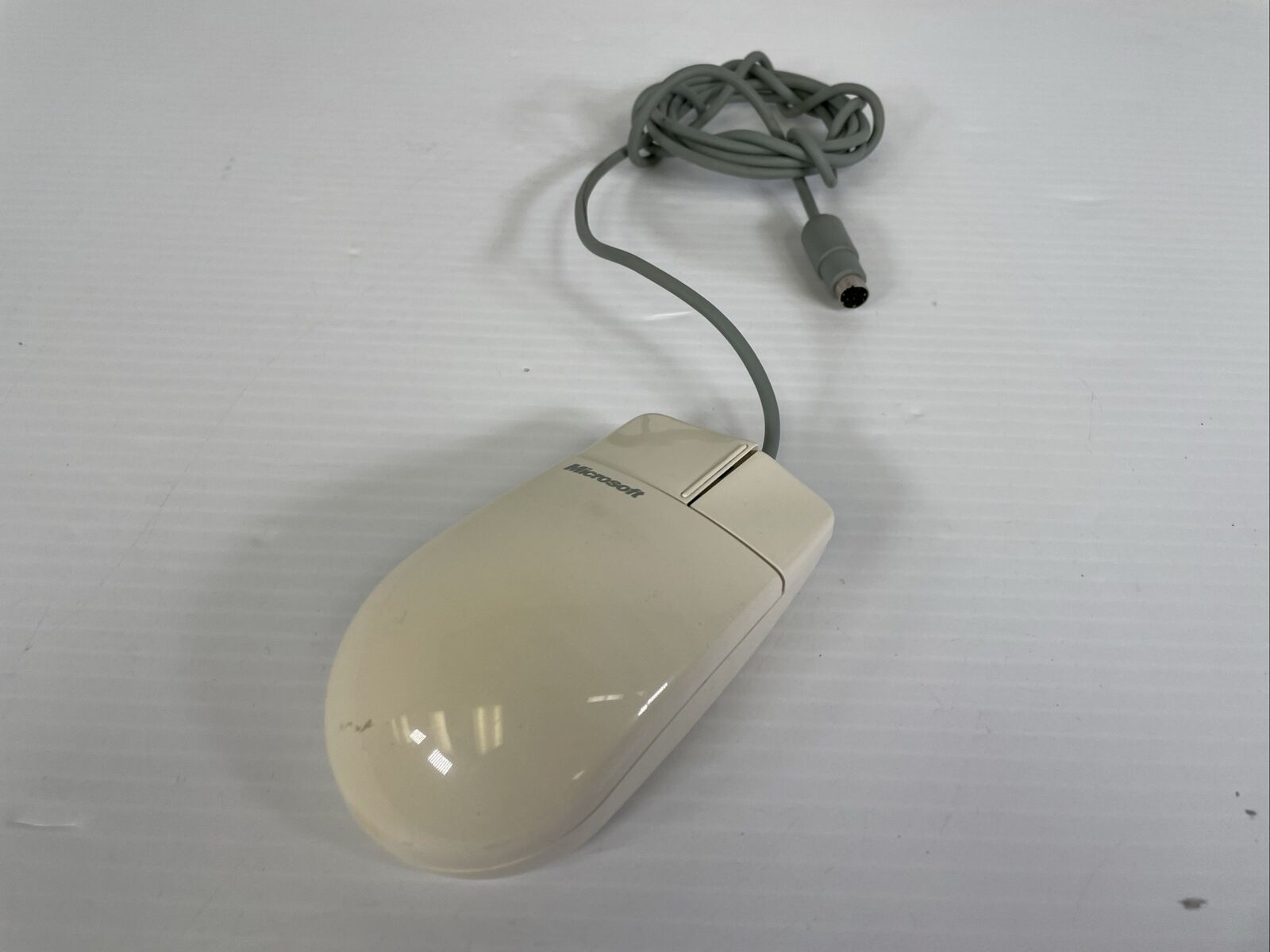 Vintage Microsoft Serial Mouse 2.0A Part Number 58269 - Working