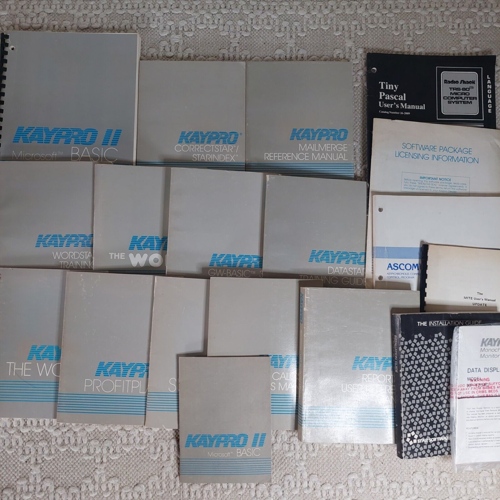 Vintage 1980\'s KAYPRO Software Manual LOT 