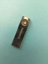 Samsung BAR Plus 128GB USB 3.1 Flash Drive - Champagne Silver picture