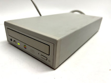 VINTAGE UNTESTED Apple External SCSI CD-ROM Disk Drive AppleCD 600e M3958 picture