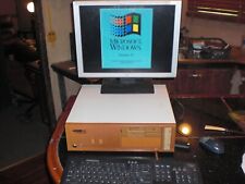 ANTIQUE Packard Bell Legend 386x  COMPUTER WINDOWS 3.1  VERY NICE FOR AGE picture