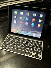 Apple iPad 2, 2nd Generation 16GB Black With Zagg Wireless Keyboard W/ Box picture