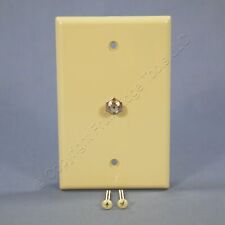 Eagle Ivory Single Coaxial Cable Mid-Size Wallplate Video Jack F-Type CATV 2072V picture