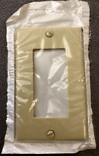 Leviton 80401-I 1-Gang Decora/GFCI Device Wallplate, Standard Size, Ivory picture