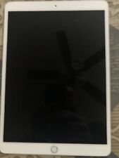 Apple iPad Pro 2nd Gen. 256GB, Wi-Fi, 10.5 Inch Silver picture