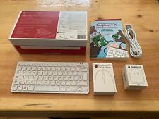 Raspberry Pi 400, 4GB RAM, 16GB SD Card, Mouse, US Power Supply, Spanish Guide picture