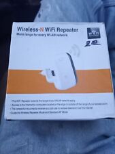 Wireless-N Wifi Repeater NEW IN BOX WITH Instructions  picture
