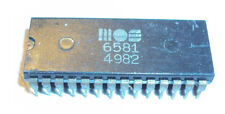 Commodore  64  MOS 6581 SID chip pulled from working 64's I had, love the C64 picture