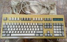 vintage computer keyboard 1992  btc-53series untested picture