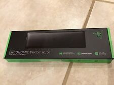 Razer Ergonomic Wrist Rest for MINI Keyboards Plush Black New picture
