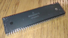 MC68000P8 Motorola 68K 68000 CPU Processor Chip Black 64-pin Package 1A72E8628 picture