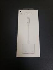Apple Lightning Digital AV Adapter HDMI To iPhone iPad MD826AM/A - BRAND NEW picture