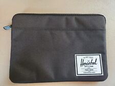 Herschel Supply Co IPad 10.9 Sleeve New without tags Black picture