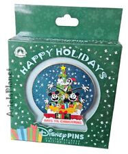 2023 Disney Parks Happy Holidays Mickey and Friends Christmas Countdown Pin LR picture