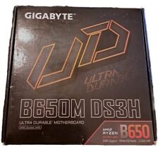 Gigabyte B650M DS3H Black AMD Ryzen DDR5 Support Ultra Durable Motherboard picture