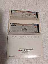 Vintage 1982 Apple II Diskware: DOS 3.3 and Apple Presents...Apple picture