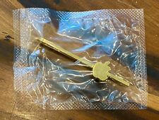 Rare Vintage 1991 Apple Macintosh Computer Promo Gold Tie Clip Bar New Old Stock picture