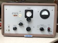 HP 650A TEST OSCILLATOR  Vintage tube unit picture