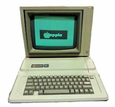 Apple IIe Computer A2S2064 *Tested & Works* picture