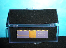 Motorola MC68008LC8 Purple Ceramic/Gold DIP Collectible Microprocessor picture