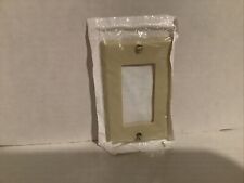Leviton 80401-I 1 Gang Decora Wall Plate, Ivory picture