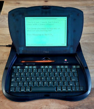 Vintage Apple Newton eMate 300 H0208 Laptop Computer 1997 Works picture