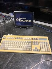 Vintage BTC-53 Series 5 Pin Mechanical Clicky Keyboard Model BTC-5339 (FR) picture