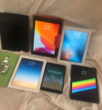 Lot of 5 iPads 1 mini Parts Repair Multiple Generations POWER ON great physicaly picture