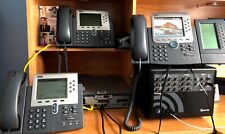 Cisco UC520 8-Port 10/100 Wireless Router(UC520W-8U-6FXO-K9) + 3 Cisco IP Phones picture
