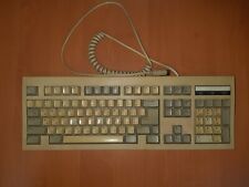 Very antique keyboard, circa 1980-1990. Selling as non-working for spare parts. picture