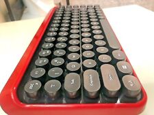 i-Star Wireless Multimedia Red 84 Round Typewriter Style SMK621212AG - RARE picture