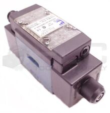 NEW CONTINENTAL HYDRAULICS VSD05M-2A-GB5H-60L-A DIRECTIONAL VALVE picture