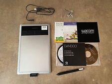 WACOM CTH470 BAMBOO CAPTURE PEN AND TOUCH TABLET W/ ACCESSORIES URUT-37 picture