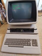 Commodore 8296-D SK Computer with dual 8250 drives - SUPER RARE works - NICE picture