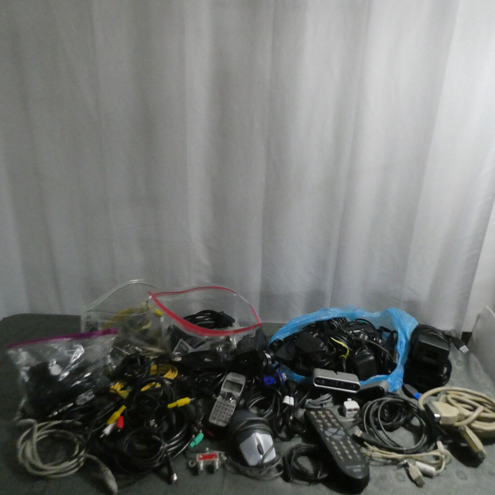HUGE LOT OF 58 MISC CABLES, ADAPTERS, POWER CORDS, NETWORK, CHARGERS, ETC PCS