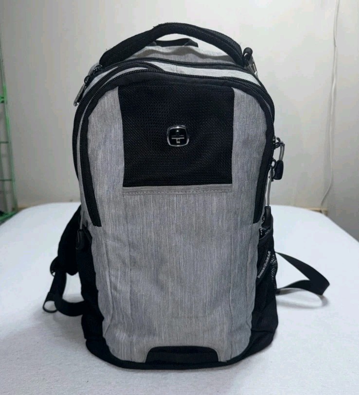 SwissGear Wenger Airflow Back System Laptop Backpack Gray Black Travel Bag