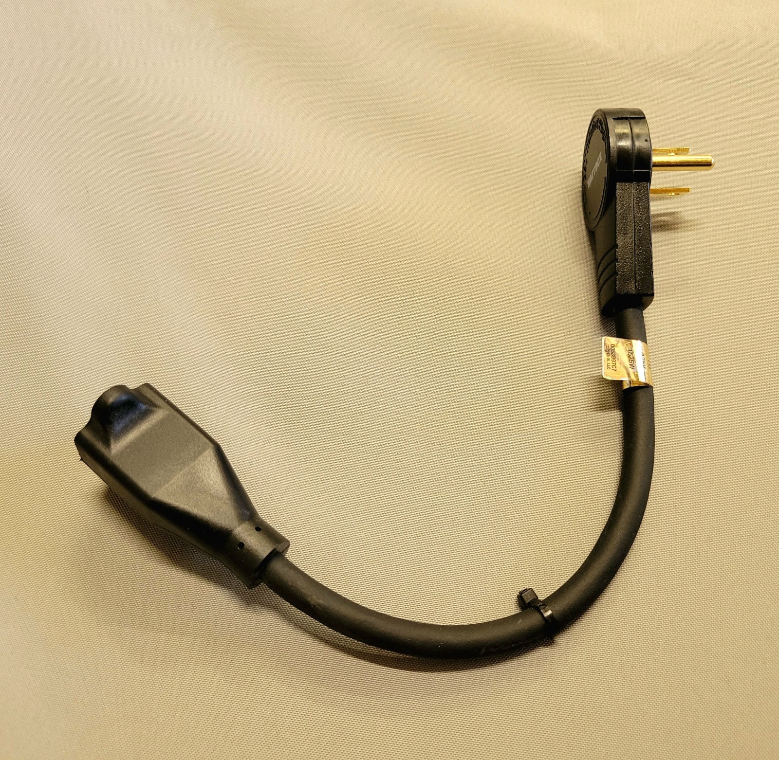 Wattbox 360 Rotating Plug Universal WB-PWR-360-BLK