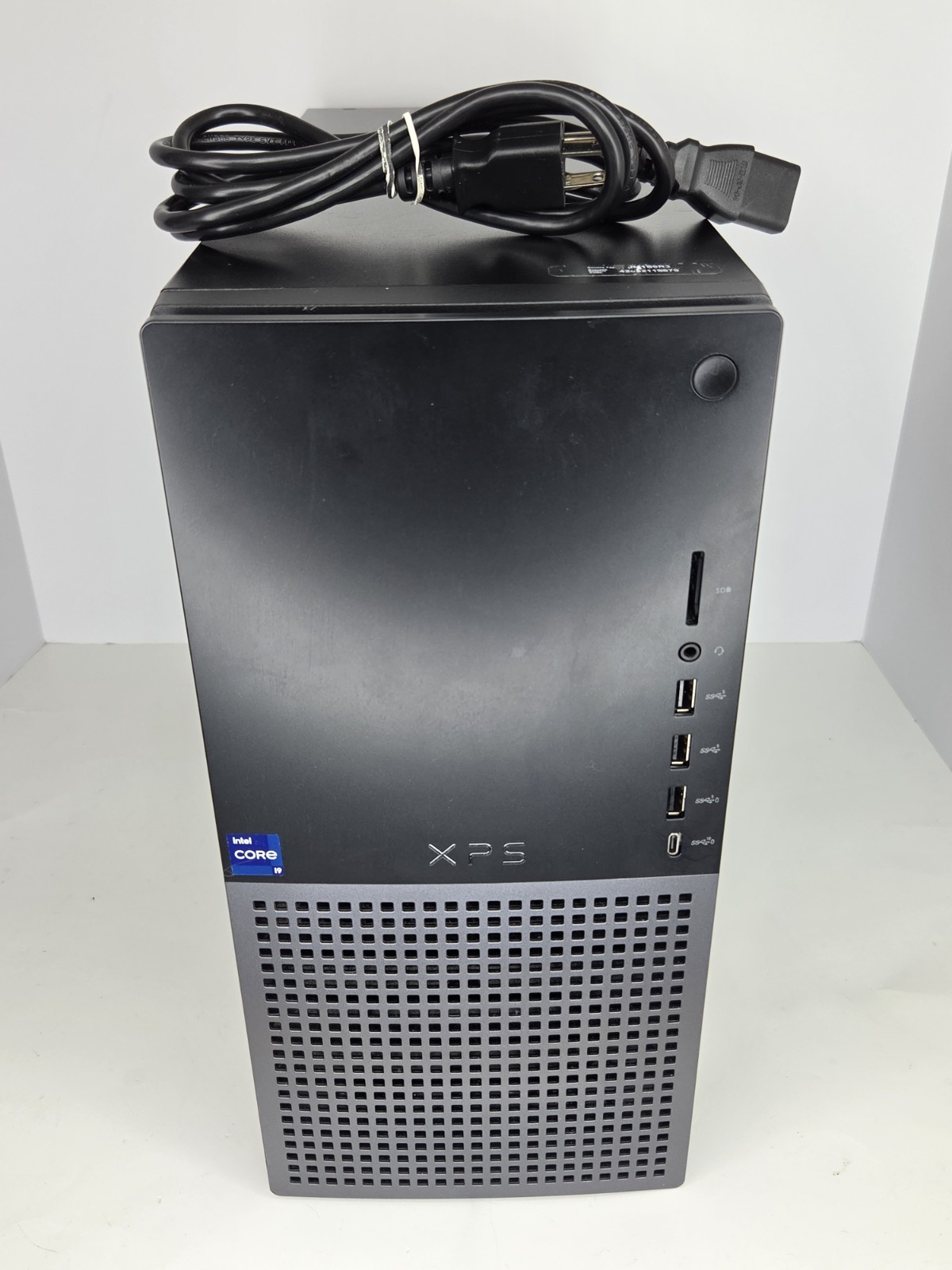 Dell XPS 8950 Intel Core I9-12900k Processor 16GB DDR5 4400 RAM 1TB SSD Win 11