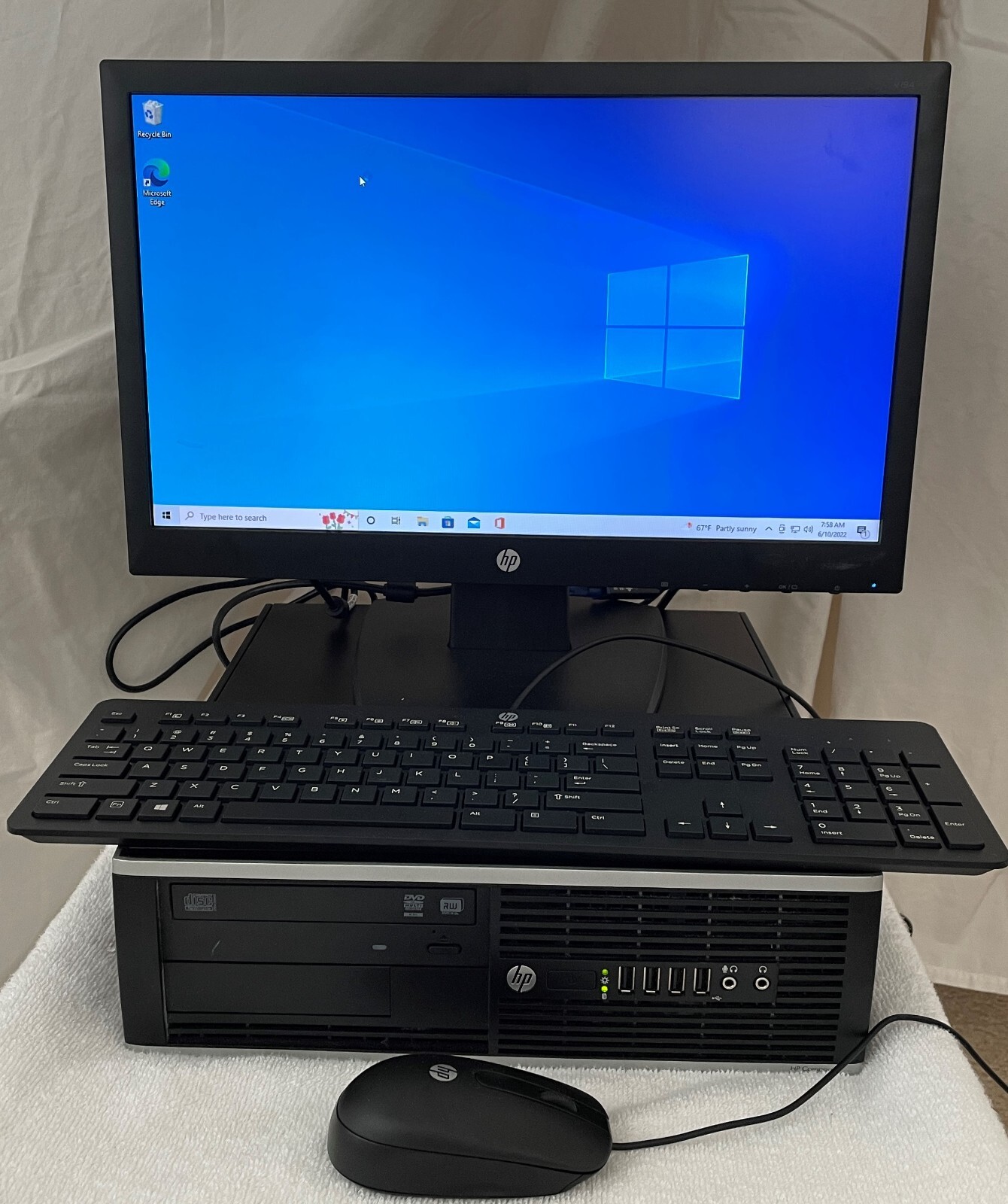 HP Compaq Pro 6300 SFF with Monitor